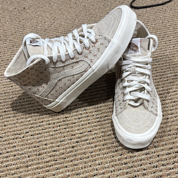 Vans Beige High-Top Sneakers with White Accents - Picture 2 of 5